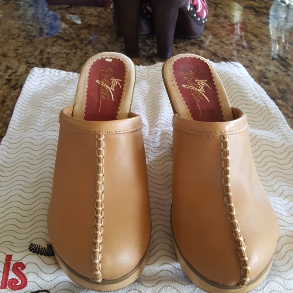 Camel leather wedge 3 .5 inch